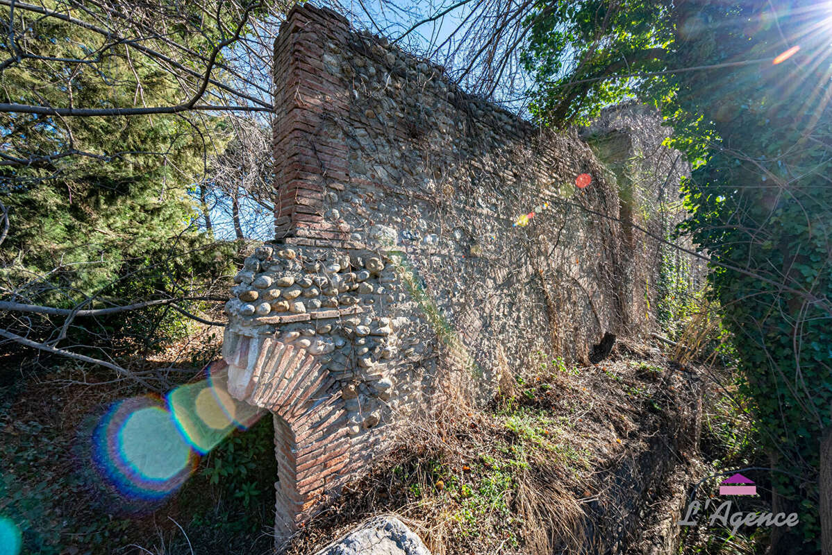 TOULOUGES / PERPIGNAN - Vieux Moulin à restaurer + terrain - photo 4