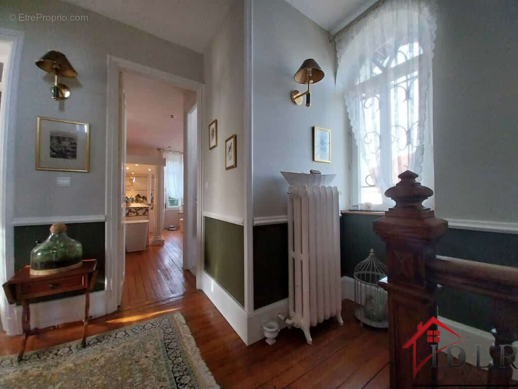 Maison à LUXEUIL-LES-BAINS