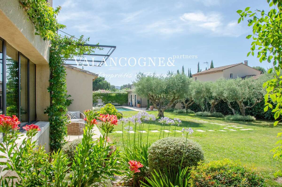 Maison de village - photo 12