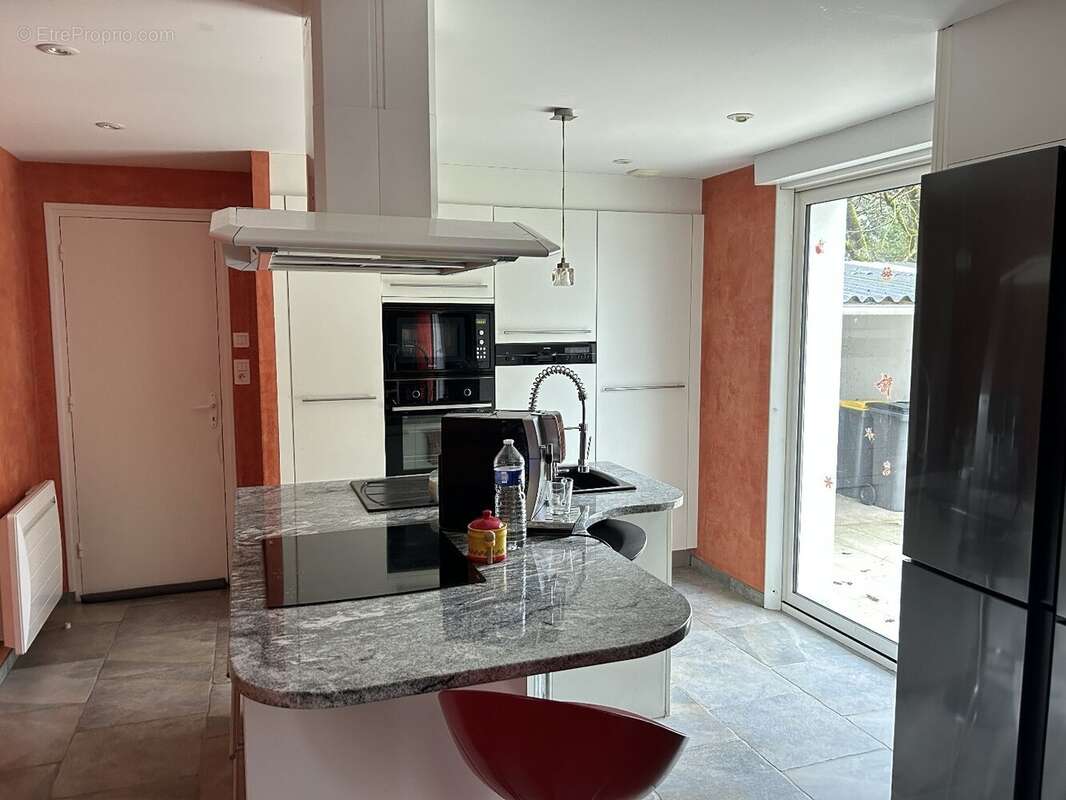 Maison à SAINT-EVARZEC