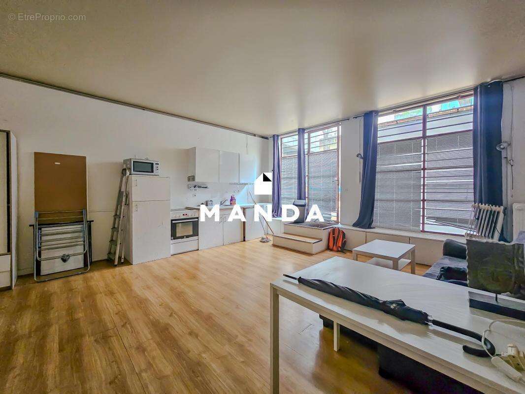 Appartement à PARIS-19E