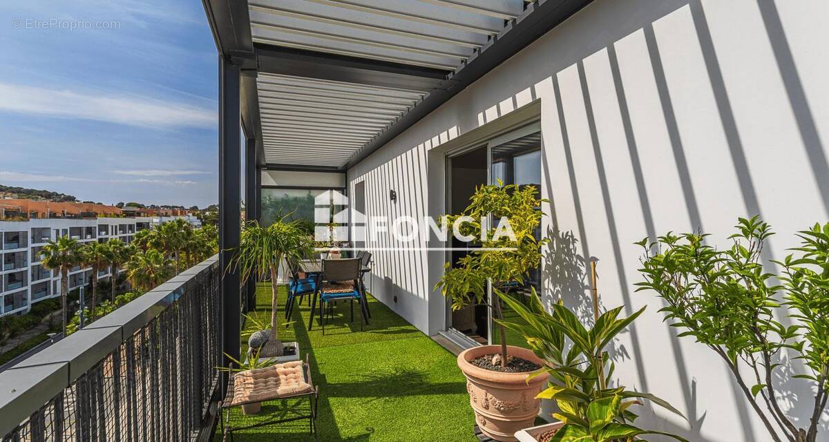 Photo Appartement à La Seyne-Sur-Mer au prix de 568 000€