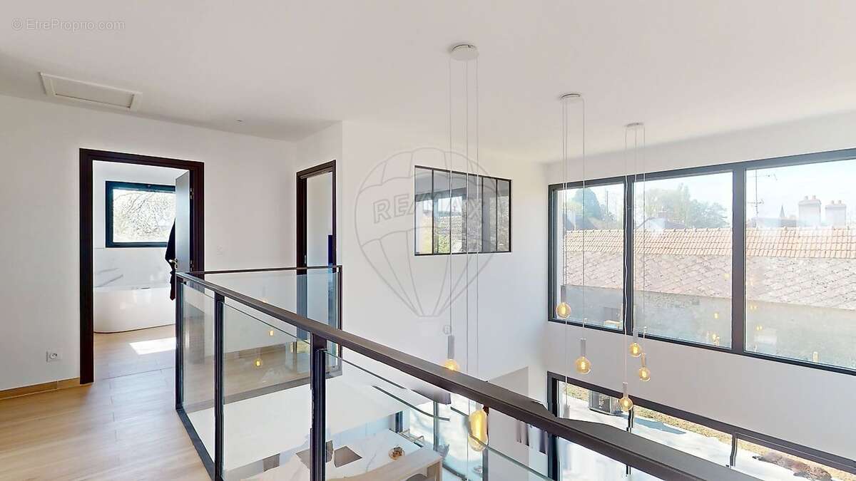 Maison à MEUNG-SUR-LOIRE