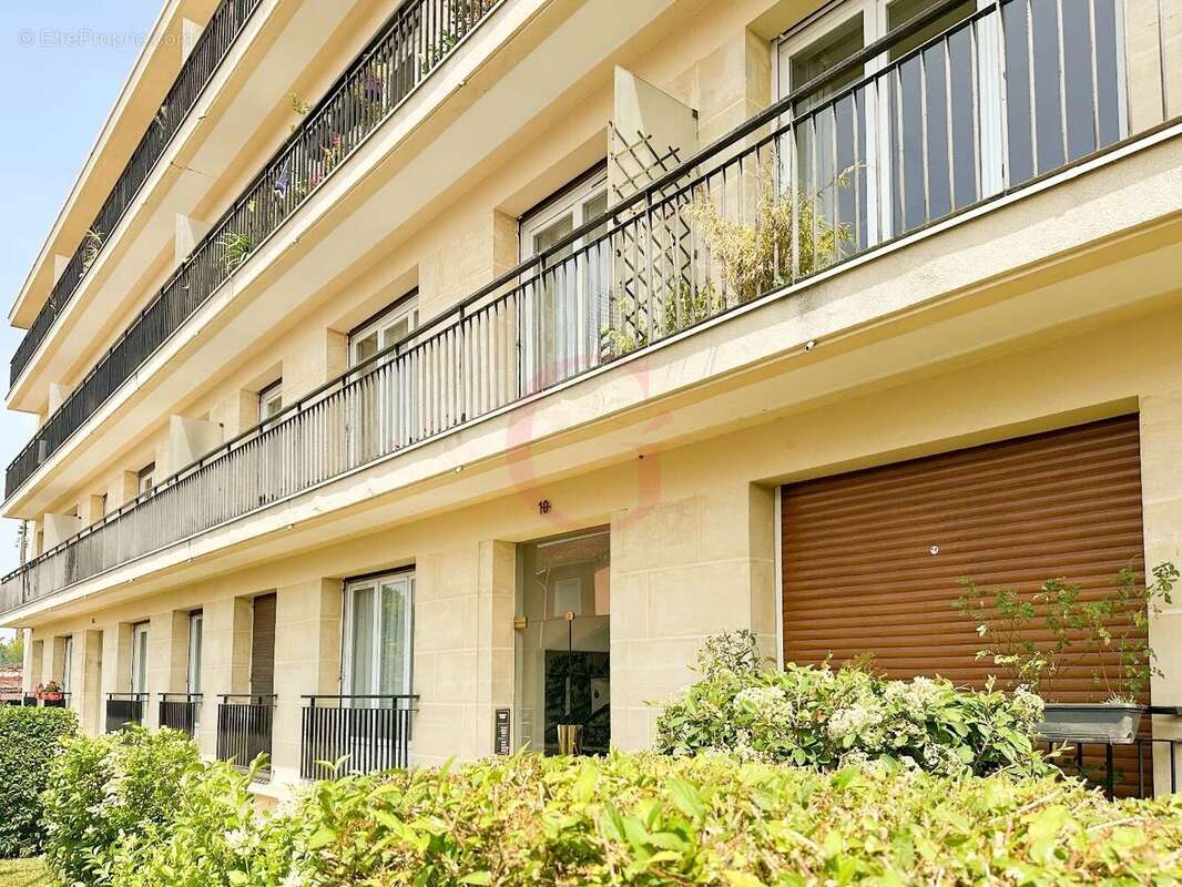 Appartement à BOURG-LA-REINE