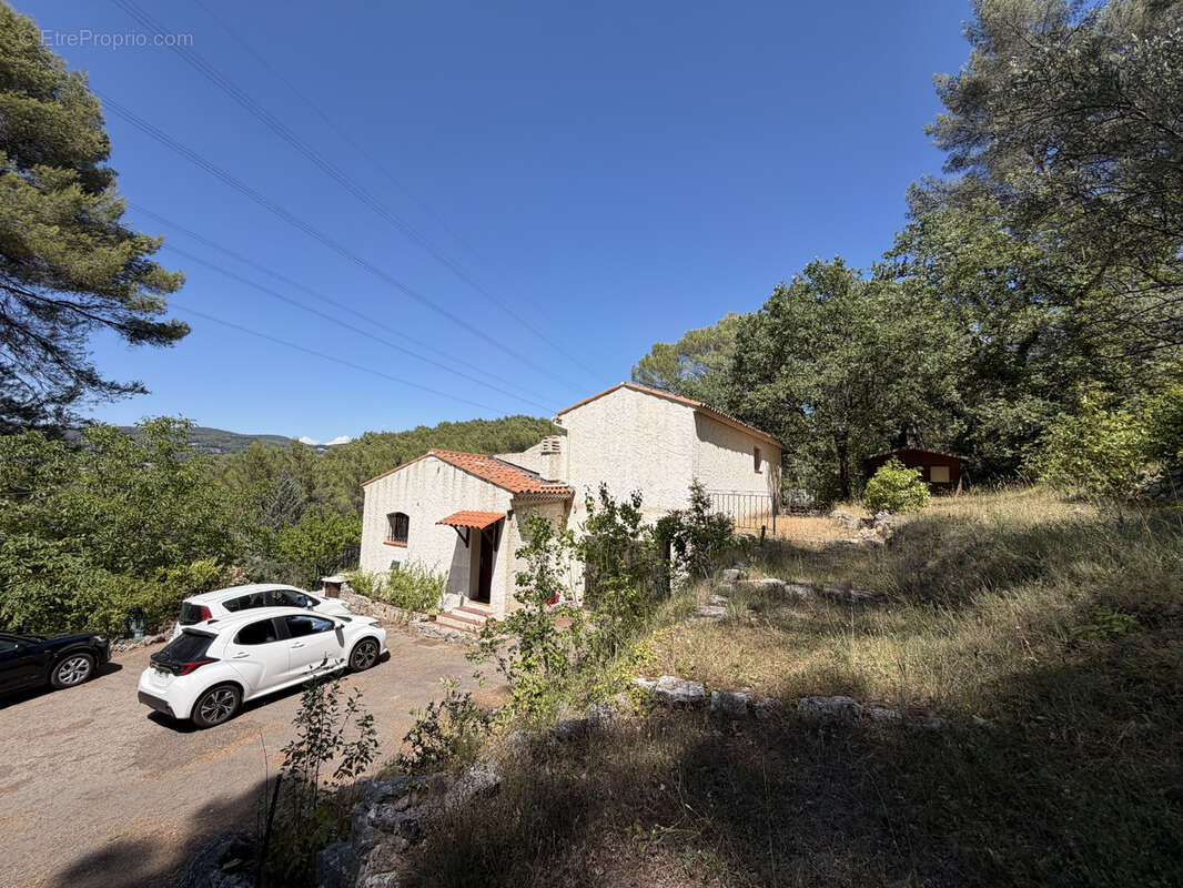 Maison à TRANS-EN-PROVENCE
