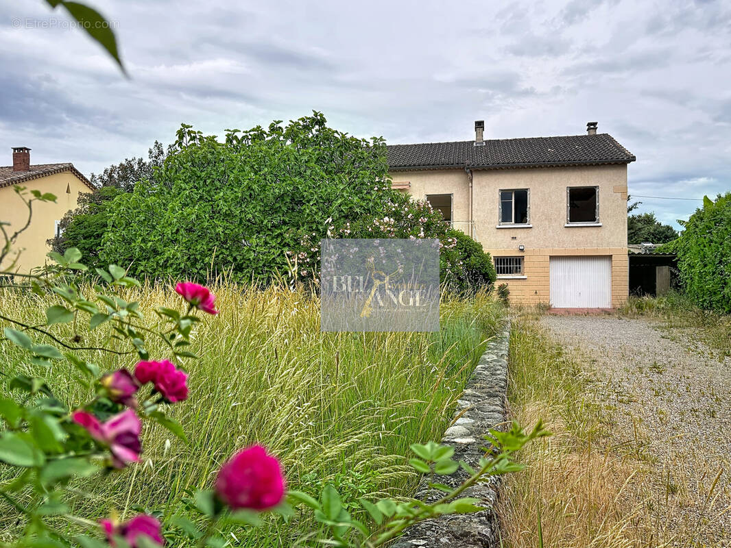 Maison à RUOMS