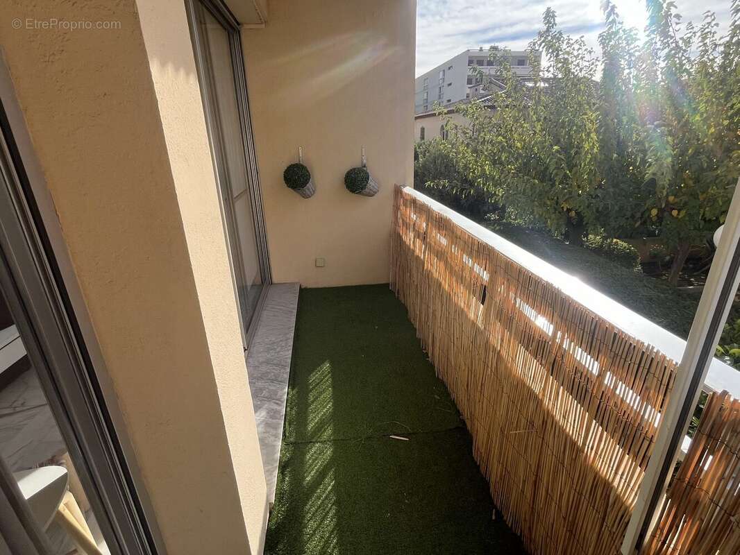 Appartement à FREJUS