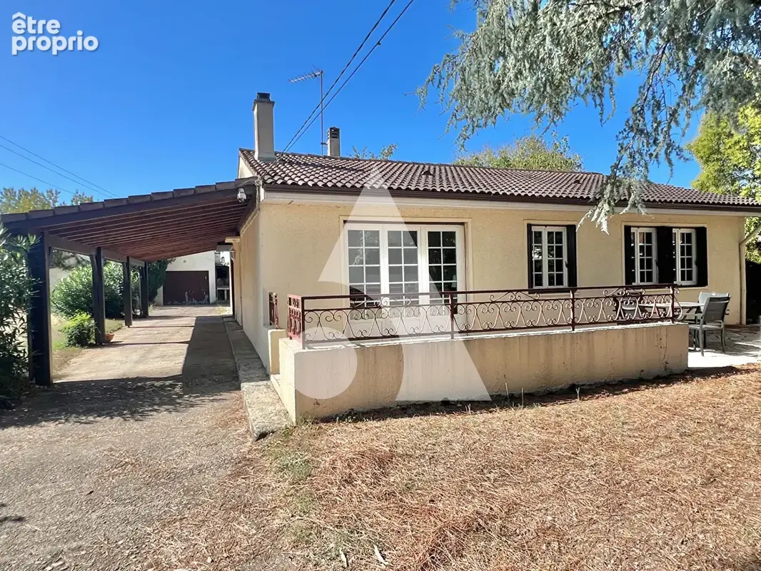 Maison à ARVEYRES