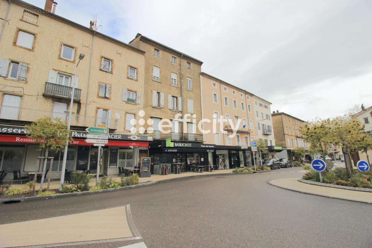 Appartement à PRIVAS