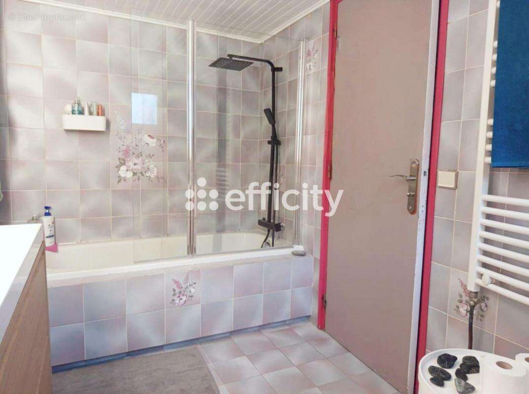 Maison à L&#039;HAY-LES-ROSES