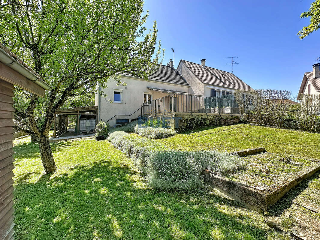 Maison à VELARS-SUR-OUCHE