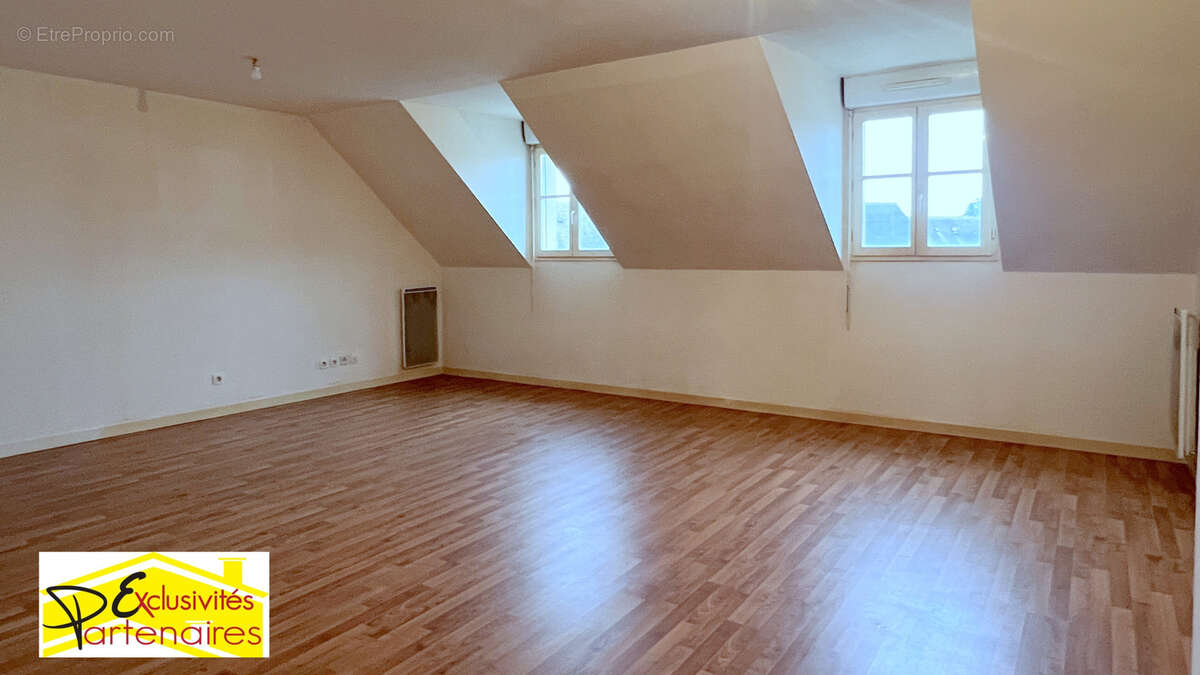 Appartement à HOUDAN