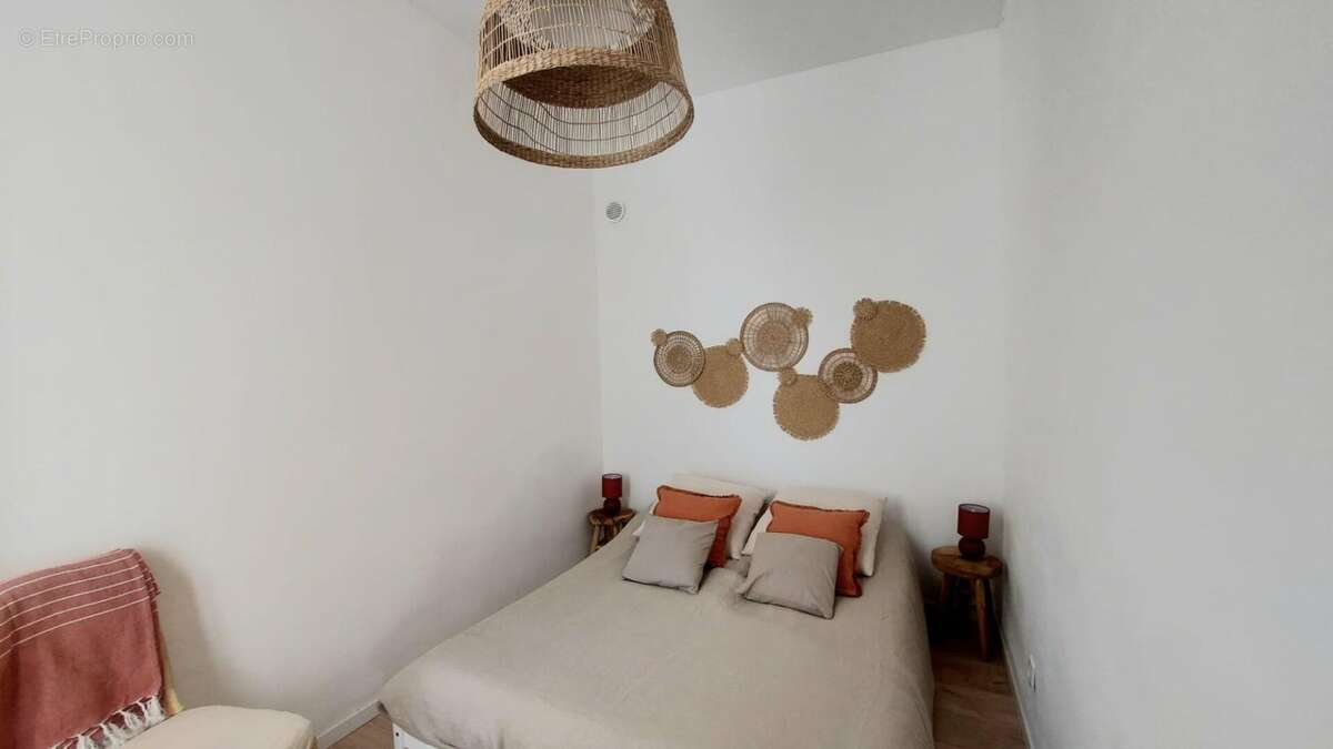 Appartement à MARSEILLE-2E