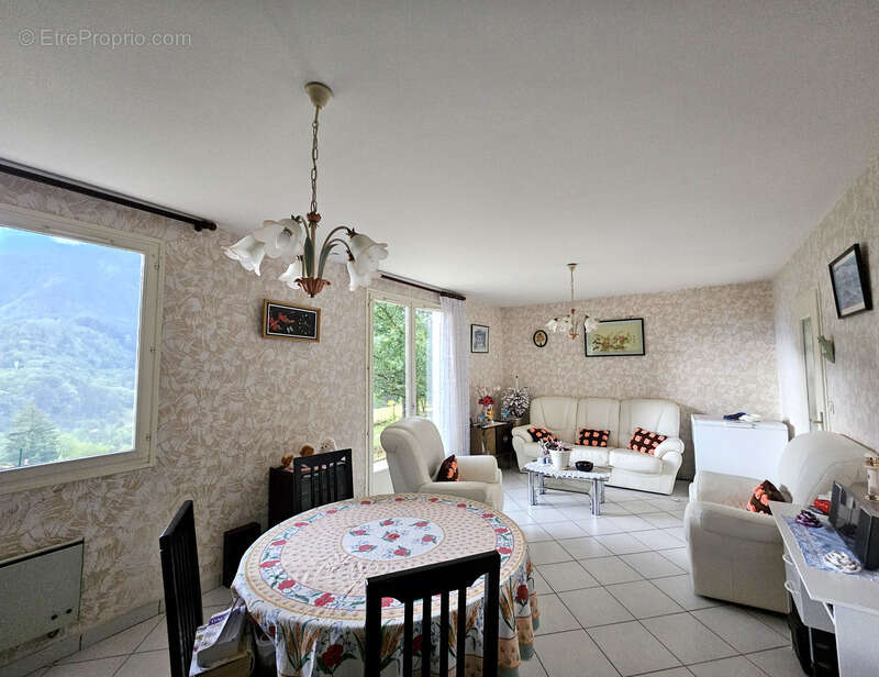 Maison à SAINT-JEOIRE