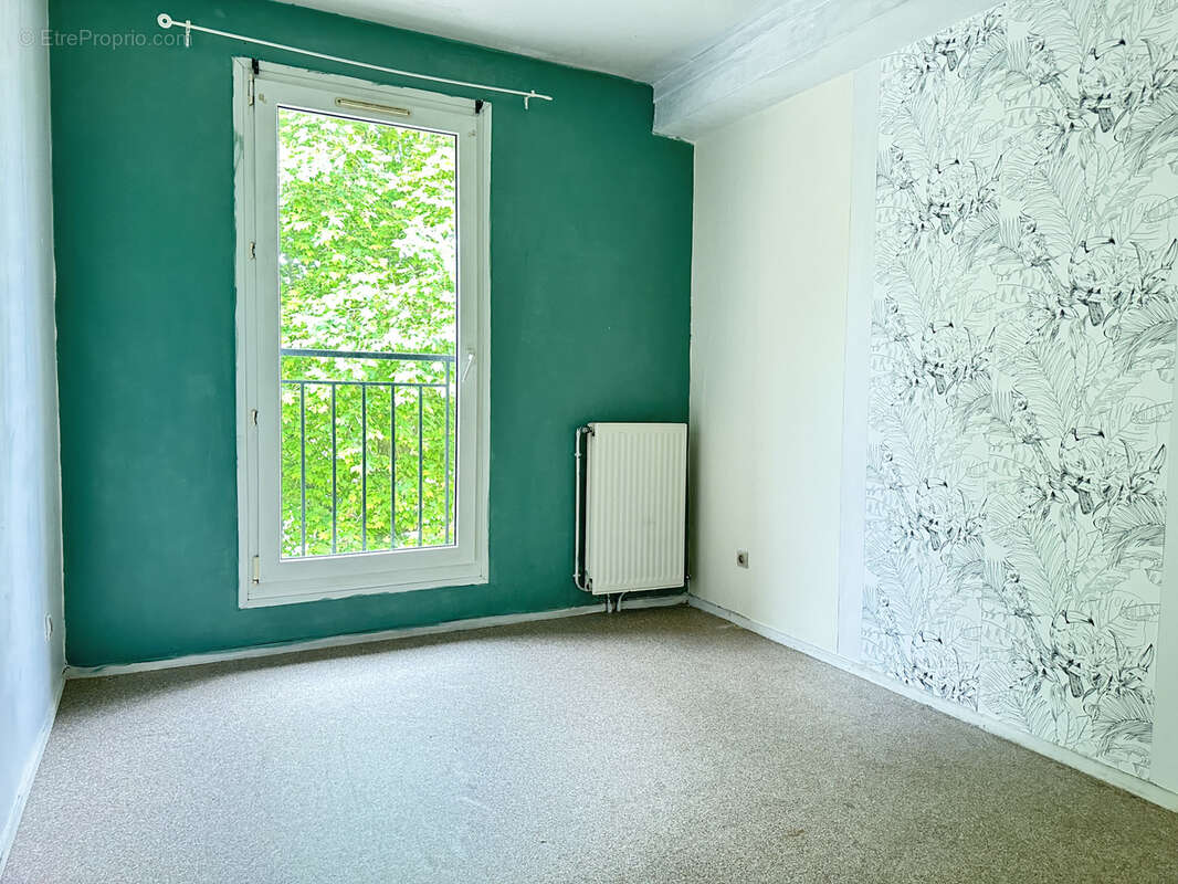 Appartement à SAINT-LEU-D'ESSERENT