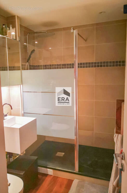 Appartement à MONTROUGE