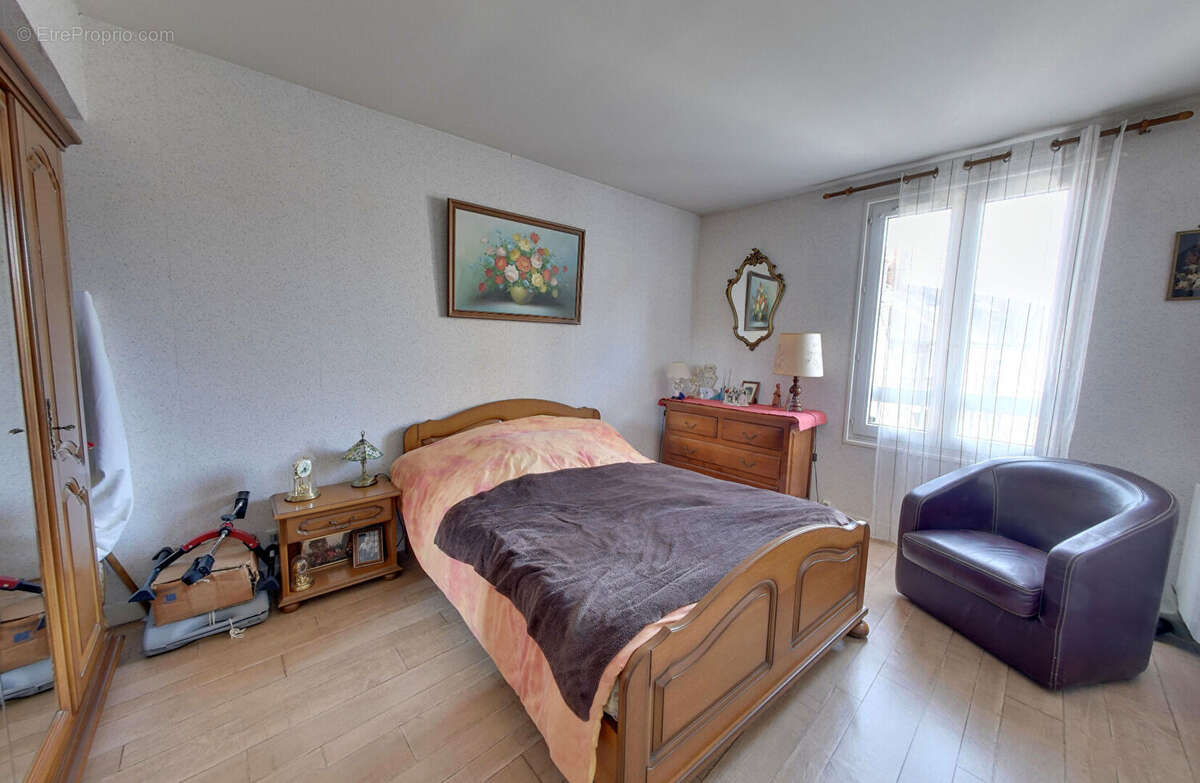 Appartement à DOURDAN