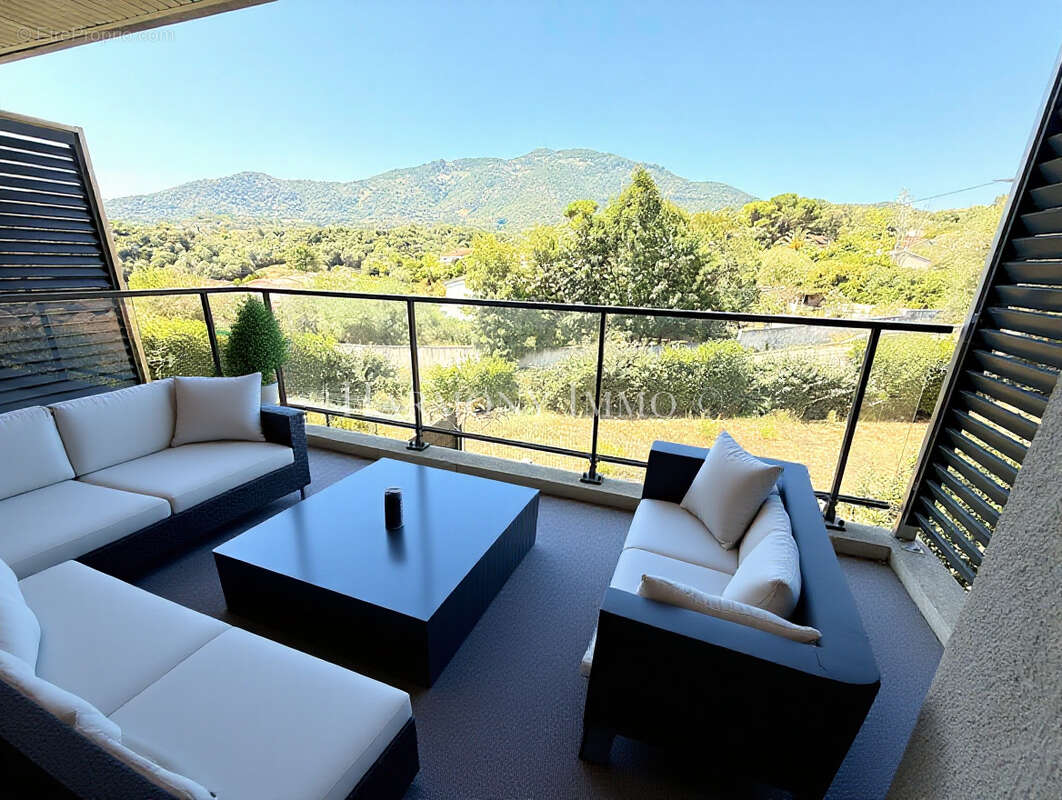 Appartement à ALATA