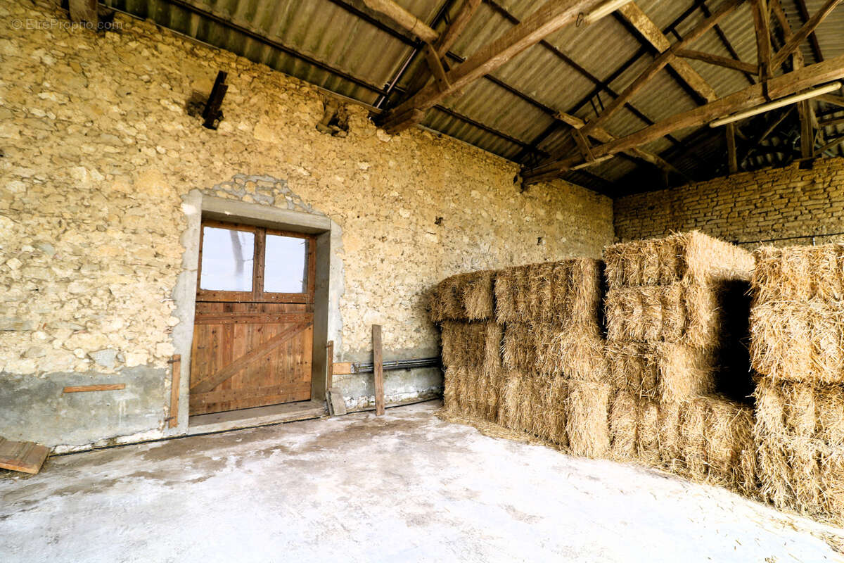 Maison à SARAMON