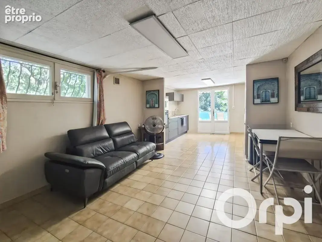 Villa avec 2 habitations - photo 15