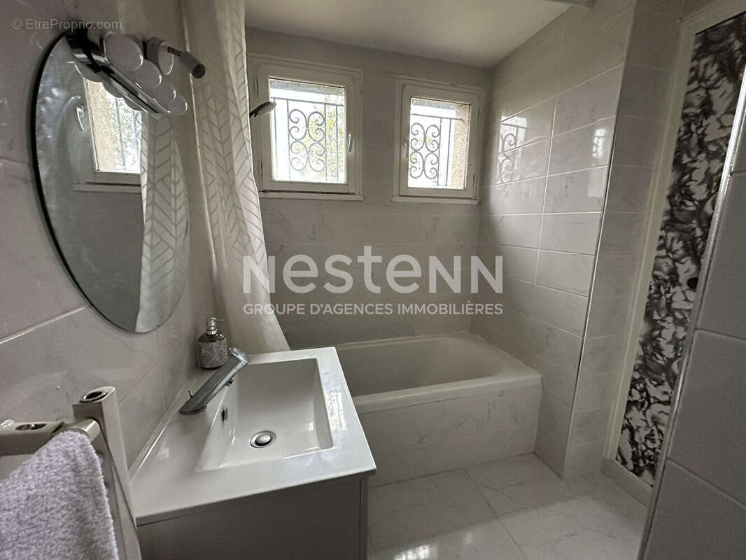 Maison à LA CHAPELLE-VENDOMOISE