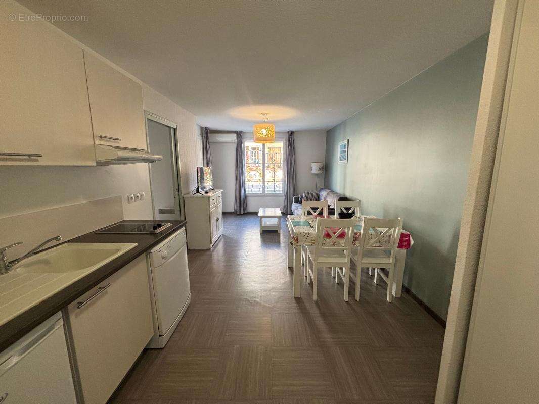 Appartement à GREOUX-LES-BAINS