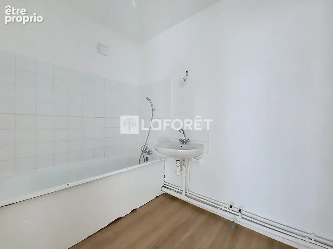 Appartement centre-ville Elbeuf / T3 -74 m2 - photo 5
