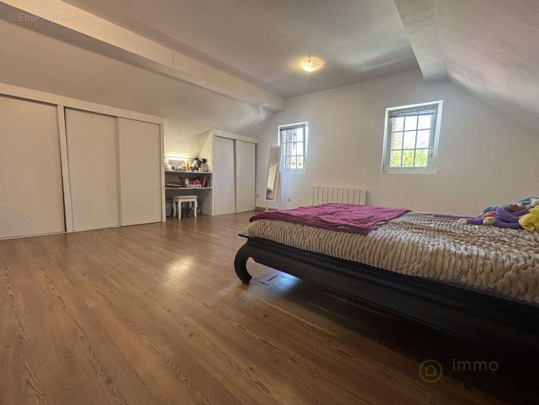 Maison 109 m² à Saint-Aubert  - photo 8