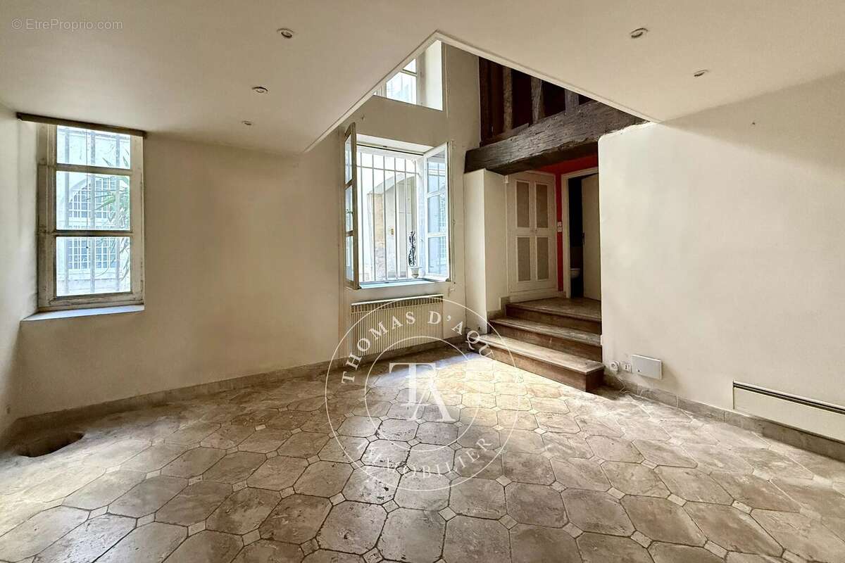 Appartement à PARIS-6E