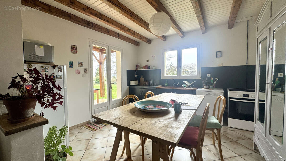 Maison à SAINT-BARTHELEMY-D'AGENAIS