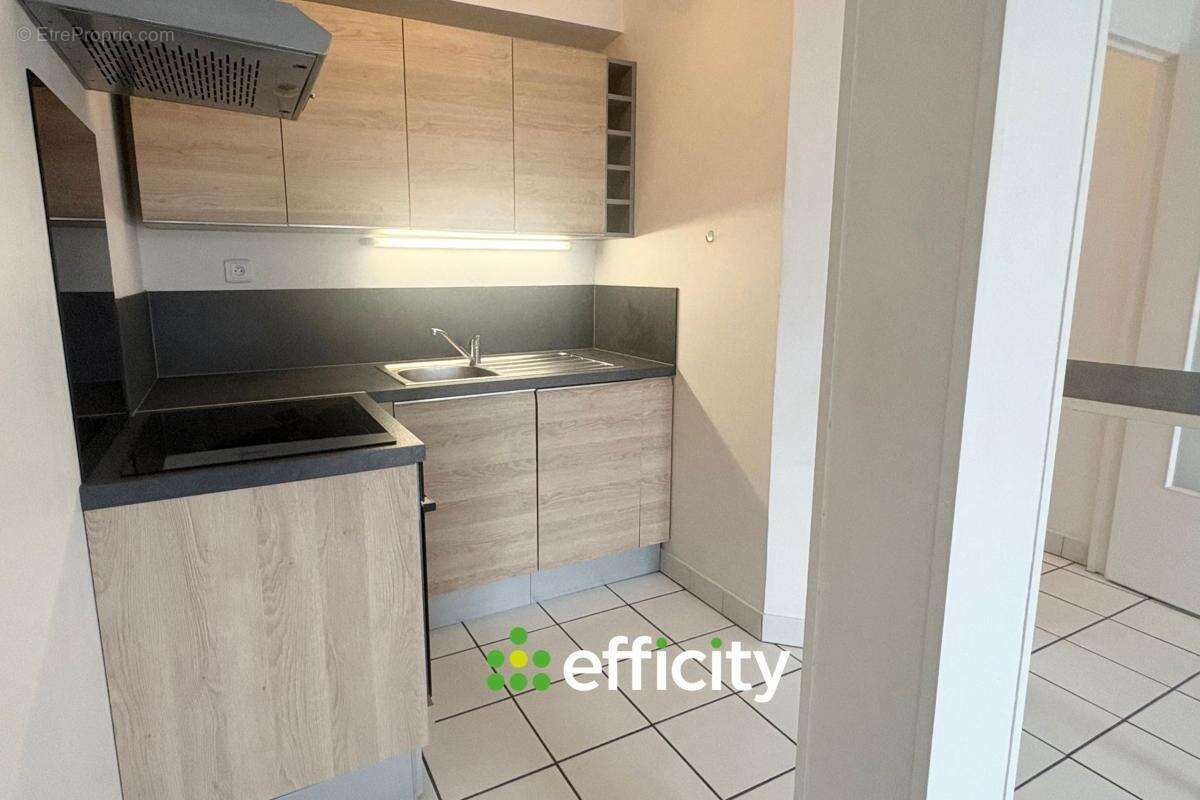 Appartement à SAINT-PIERRE-DE-CHANDIEU