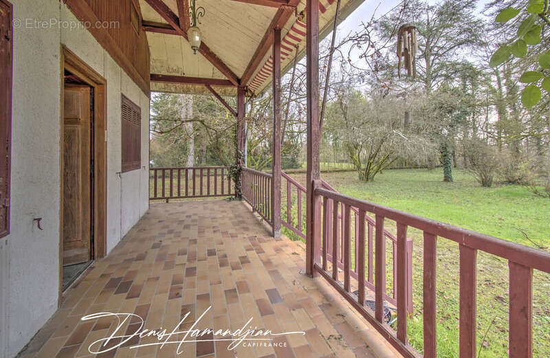 Maison à SAINT-MAURICE-DE-GOURDANS