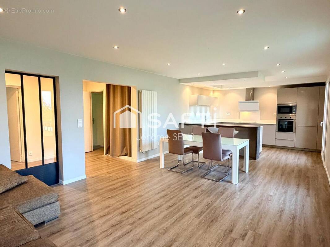 Photo 1 - Appartement à CHAMBOURCY