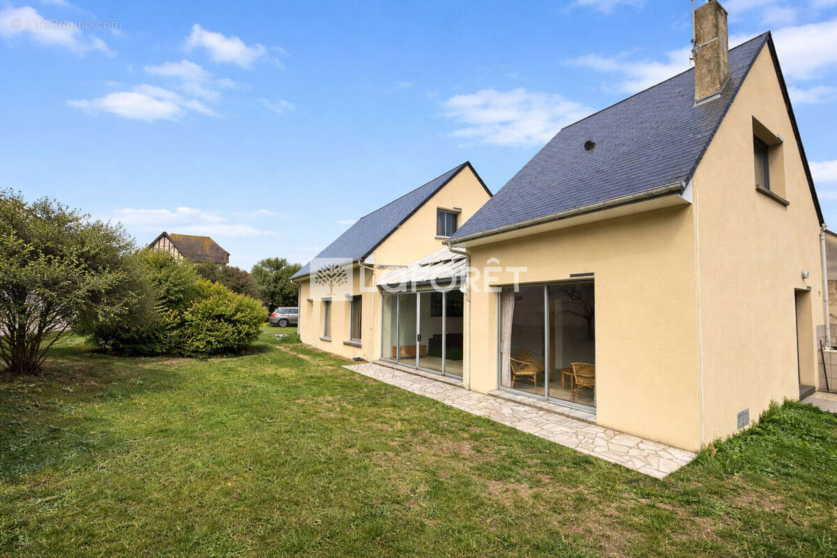 Maison à HERMANVILLE-SUR-MER