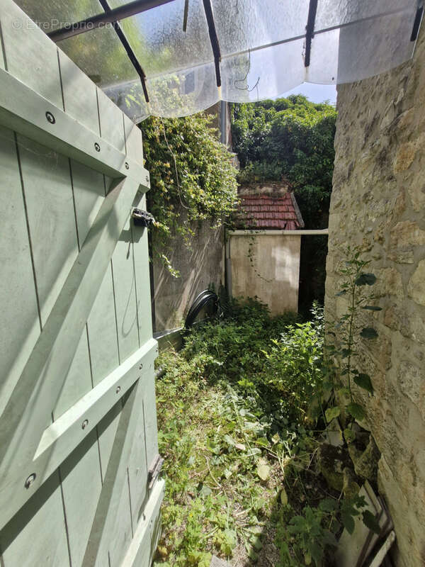 Maison 60 m² à Magny-En-Vexin  - photo 2
