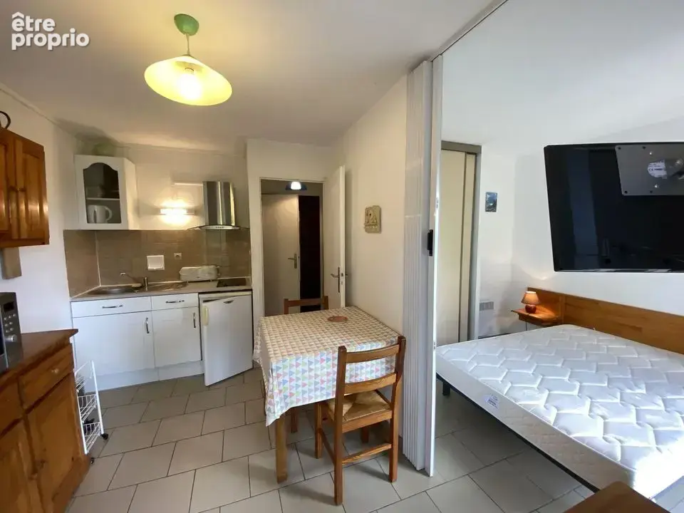  ? T1 bis meublé 21m² ? Balcon, Parking, Clim, Fibre ? Proche