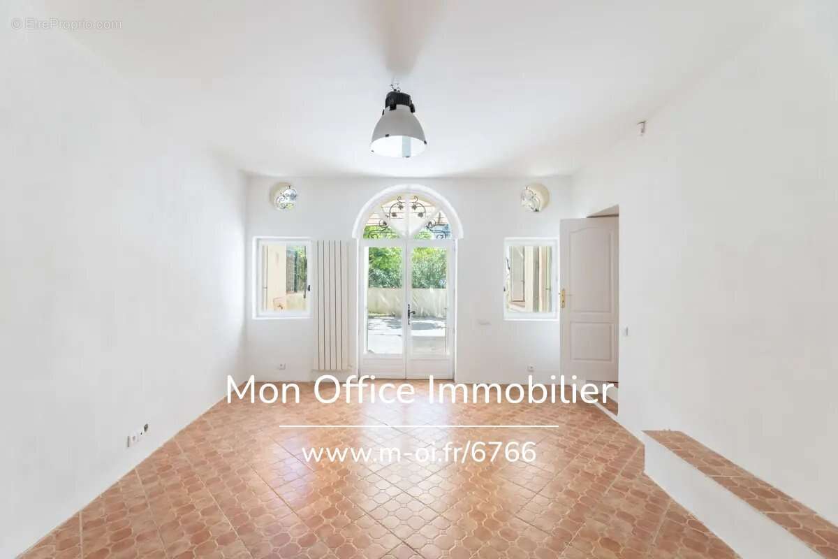 Maison à MARSEILLE-6E