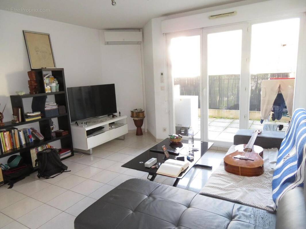   - Appartement à DRAGUIGNAN