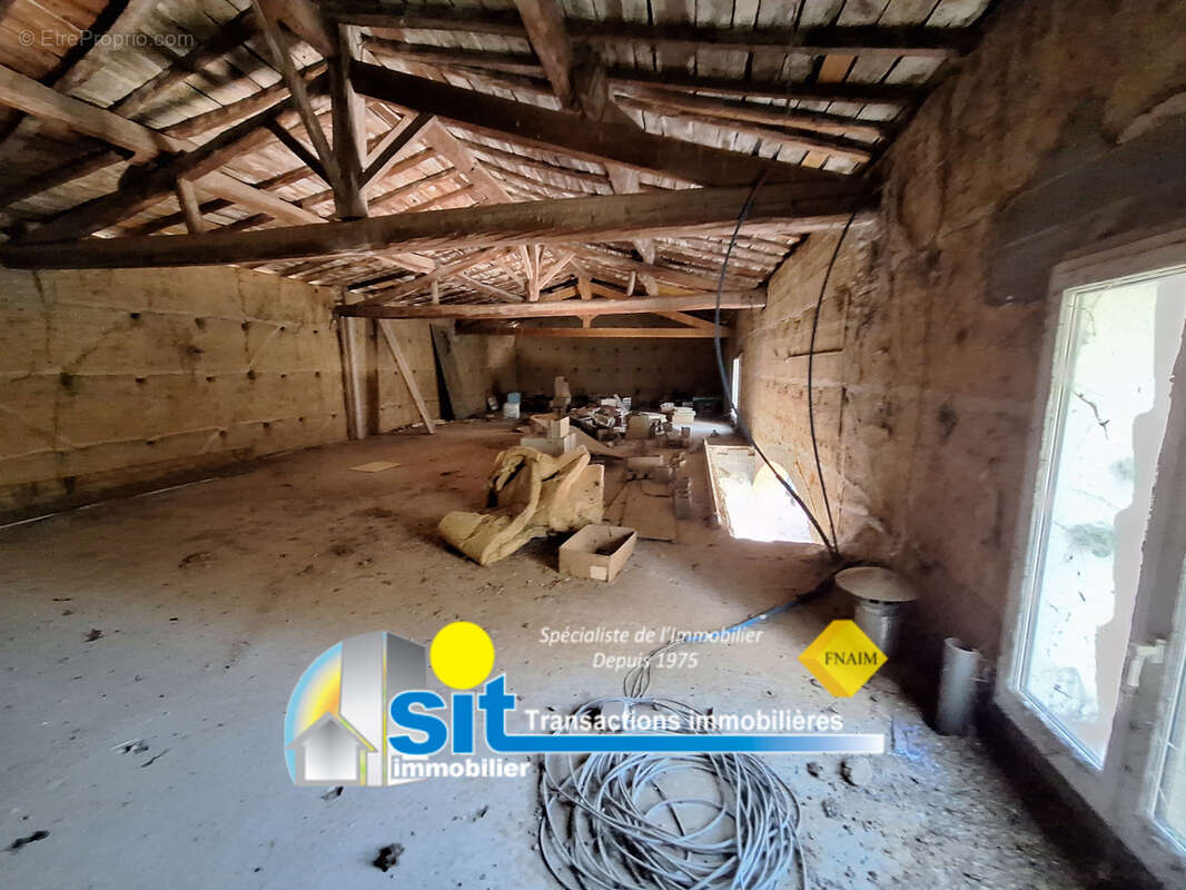 Appartement à CHONAS-L&#039;AMBALLAN