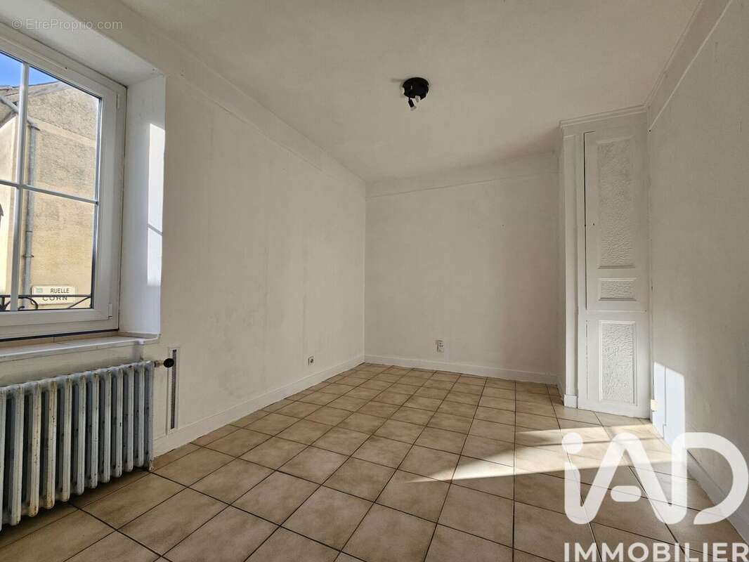 Maison 54 m² à Montfort-Le-Gesnois  - photo 4