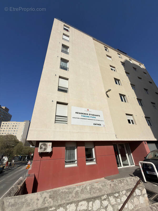 Appartement à MARSEILLE-5E