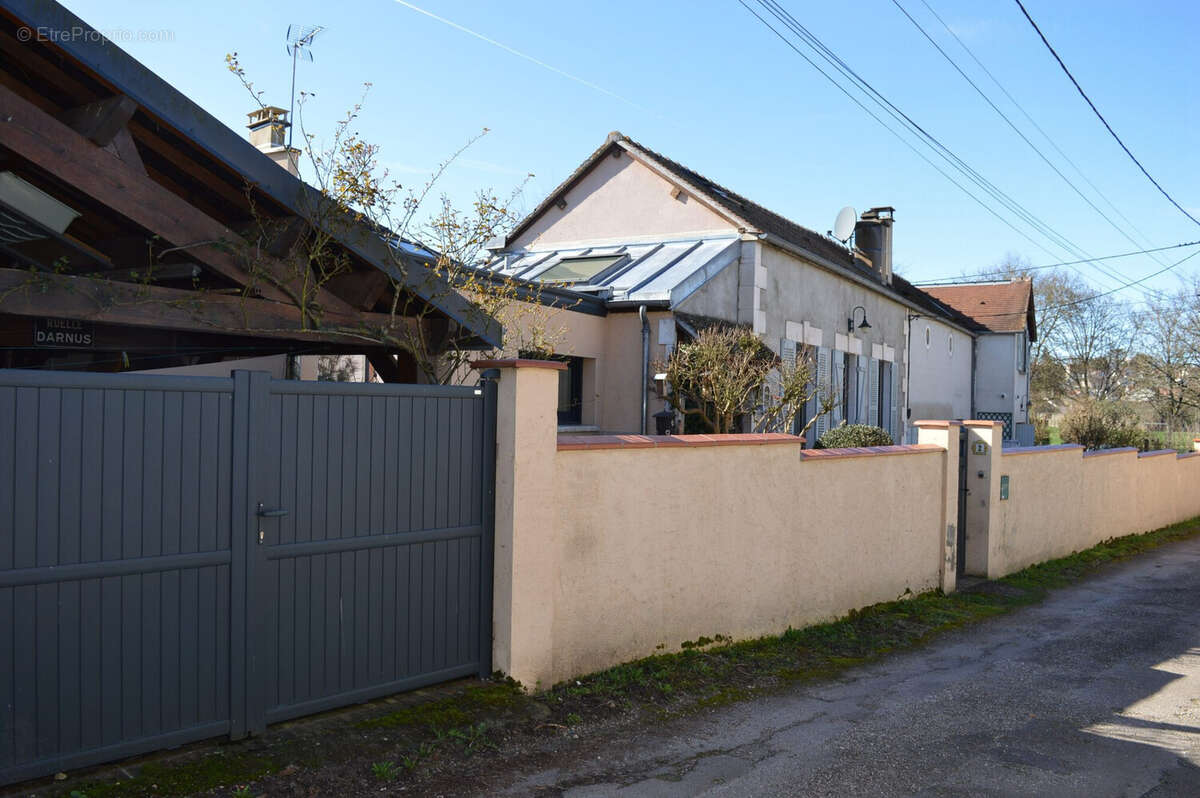Maison à AUXERRE