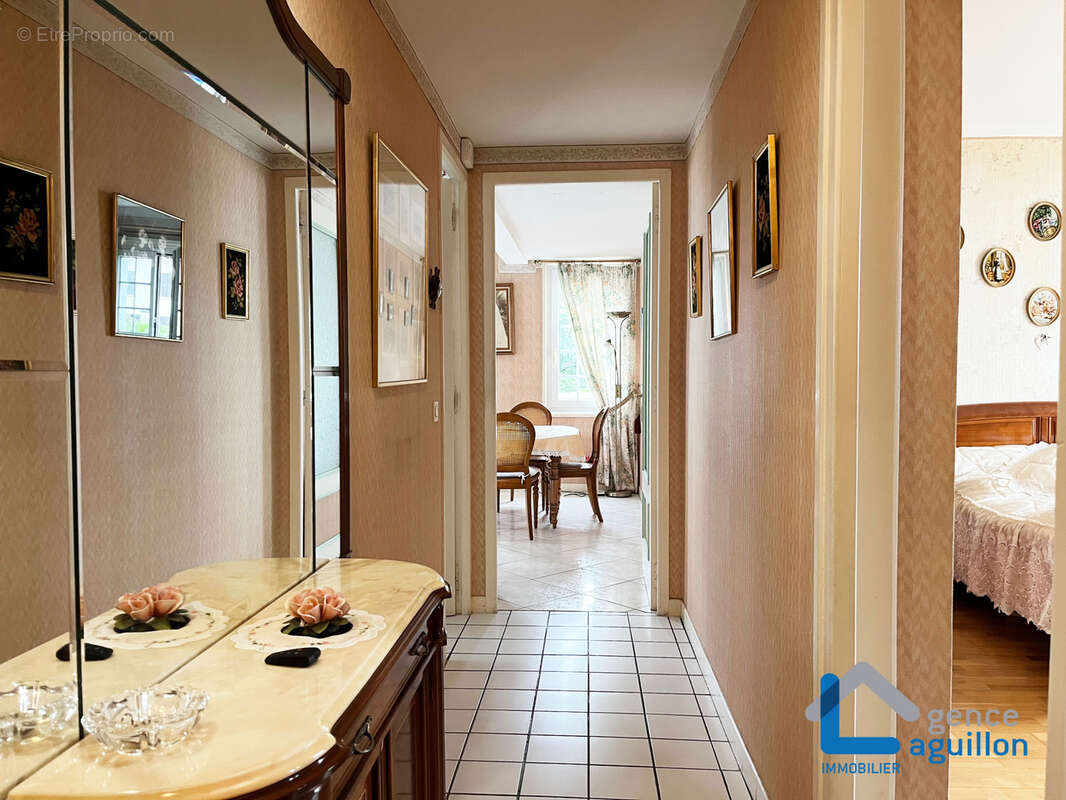 Hendaye Plage - Bel appartement T3 de 62 m2 avec balcons et cave - Tout à pied - photo 7