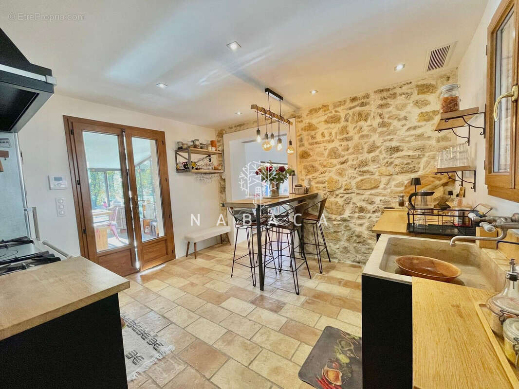 Maison à TOURRETTES