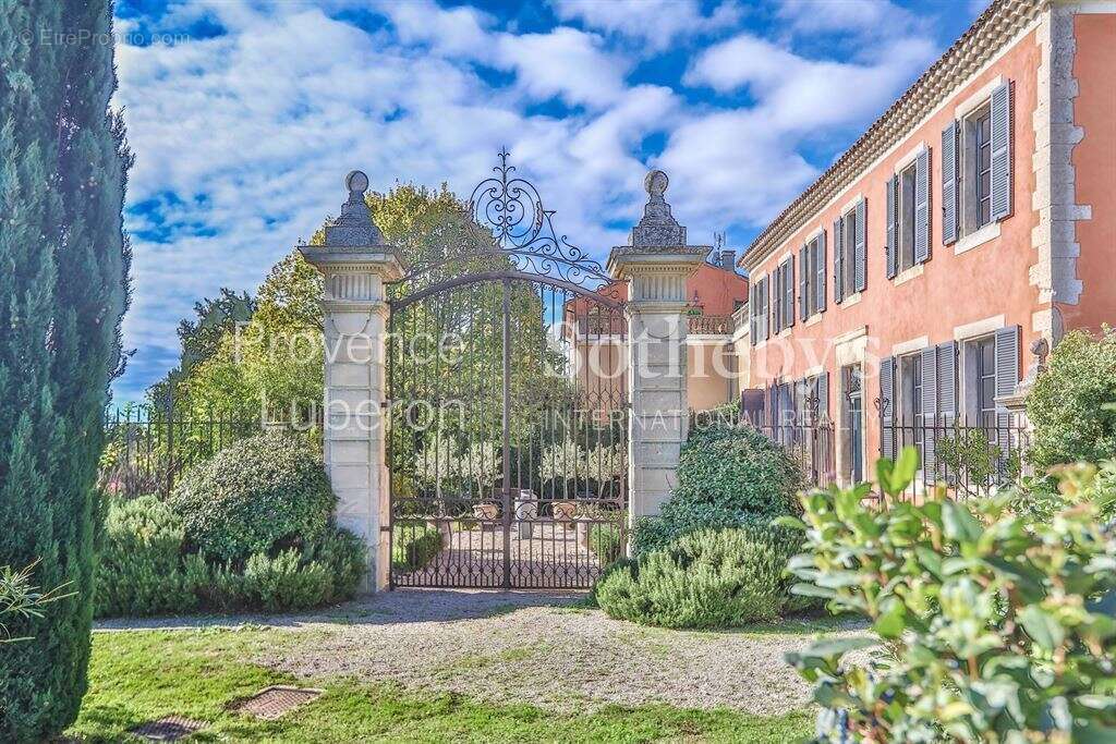 Maison à LORIOL-DU-COMTAT