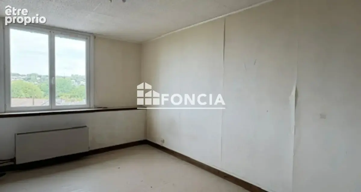 CHARLEVILLE - MÉZIÈRES - Appartement 2 pièces a rénover - 51m2 - photo 8