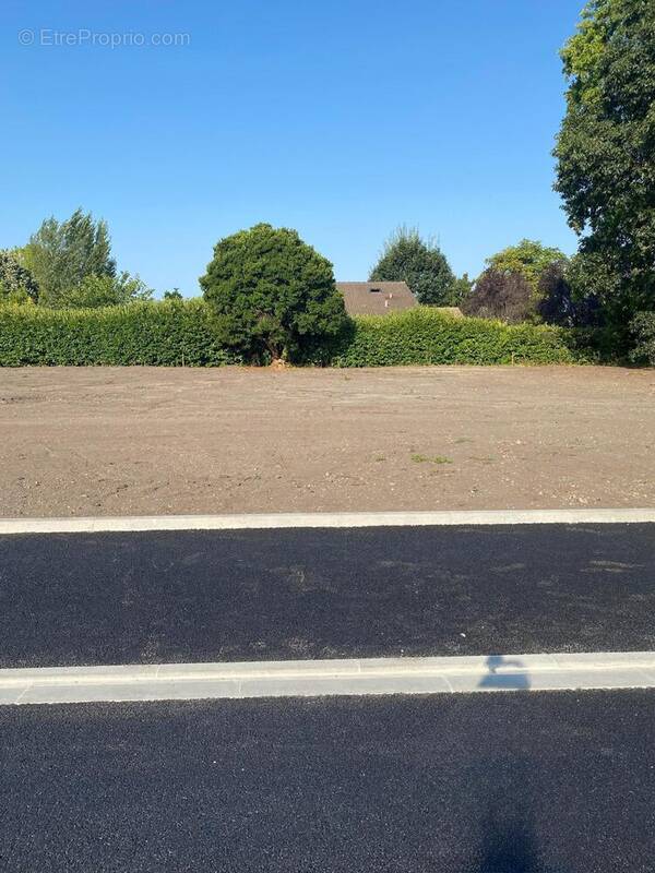 Photo 1 - Terrain à MERIGNAC