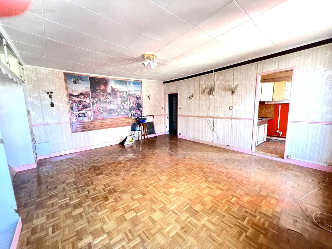 Appartement à PARIS-10E