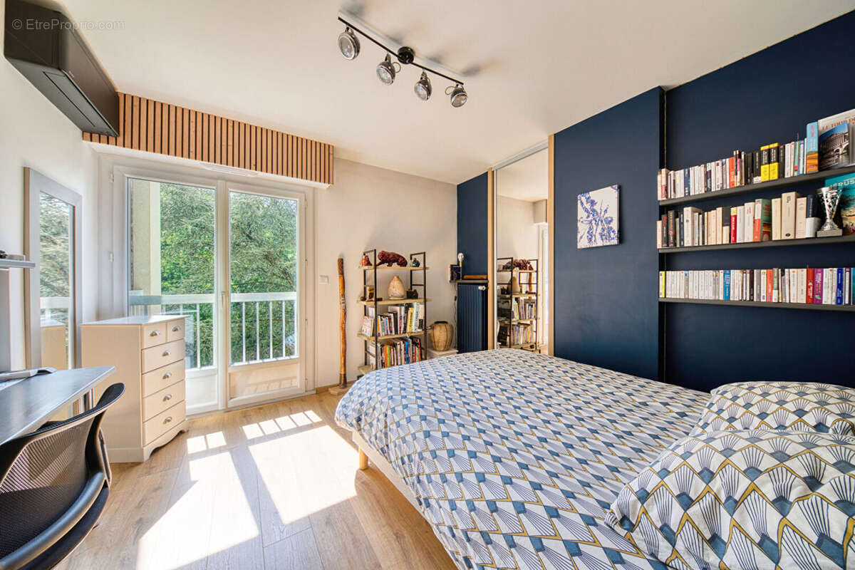 Appartement à CALUIRE-ET-CUIRE