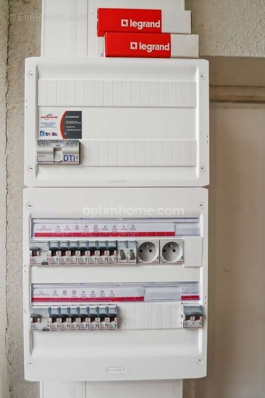 Maison à MAGNAC-LAVAL